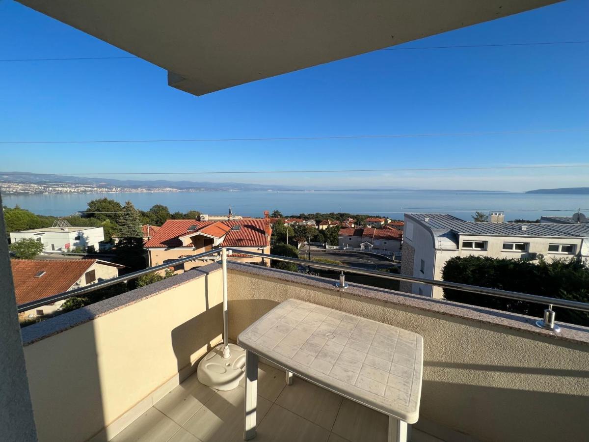 Panoramic Apartment Sea View And Pool Opatija Icici Luaran gambar